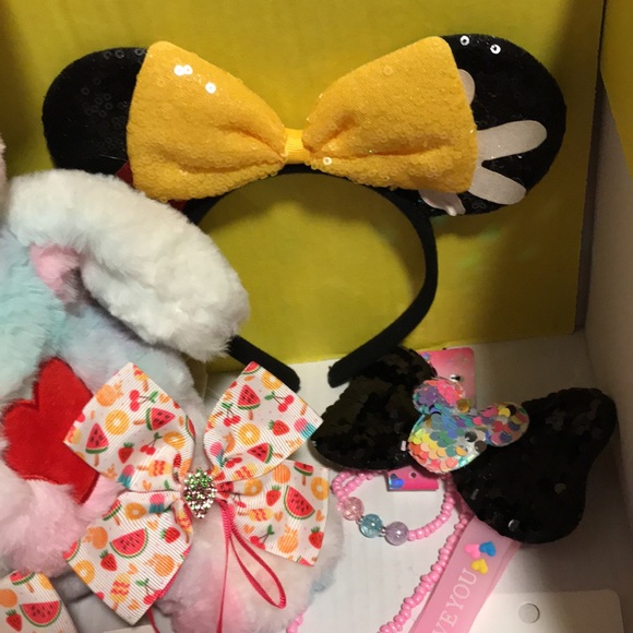 UNICORN 🦄 GIRLS BUNDLE - Picture 5 of 16